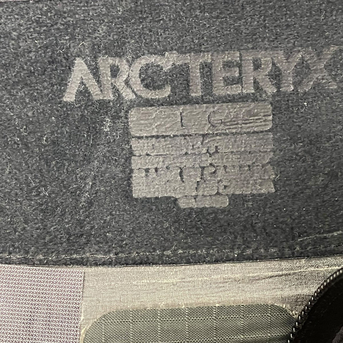 ARC’TERYX Theta AR Jacket ナイロンジャケット 古着・中古-5枚目のアイテム画像