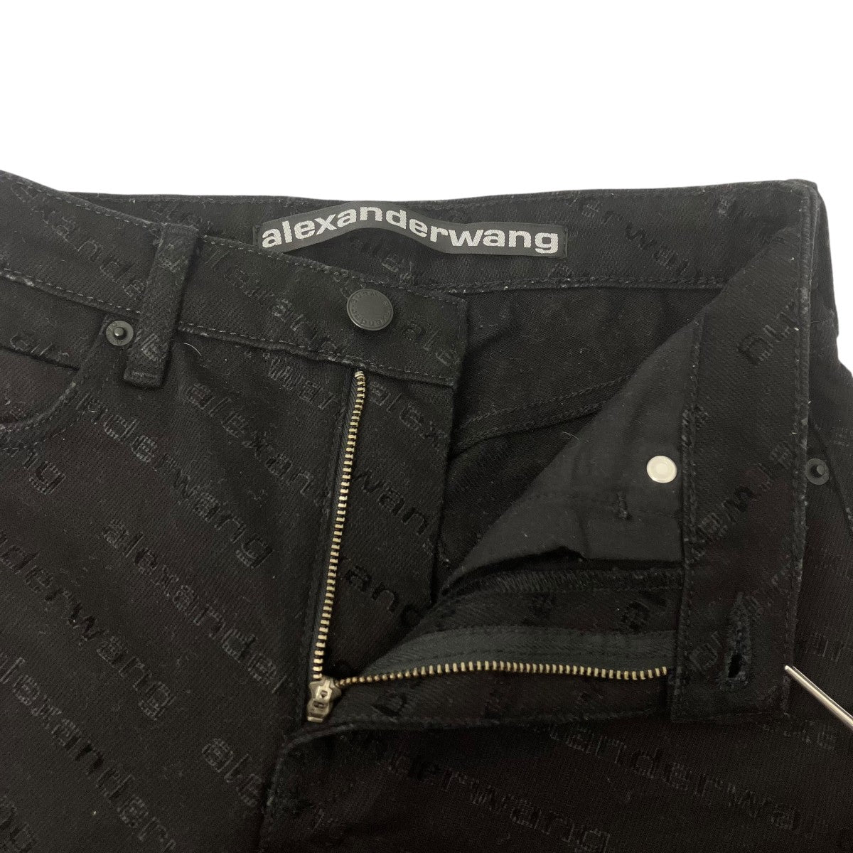 ALEXANDER WANG ロゴプリントデニムパンツ 古着・中古-4枚目のアイテム画像