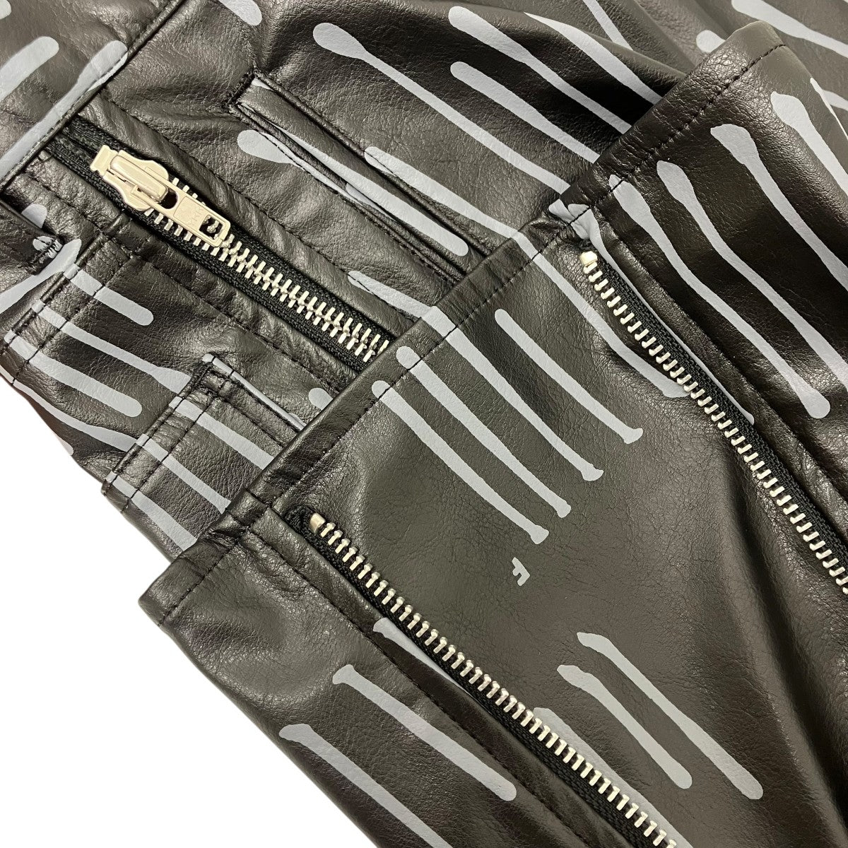 BLACK COMME des GARCONS フェイクレザーパンツ 古着・中古-4枚目のアイテム画像