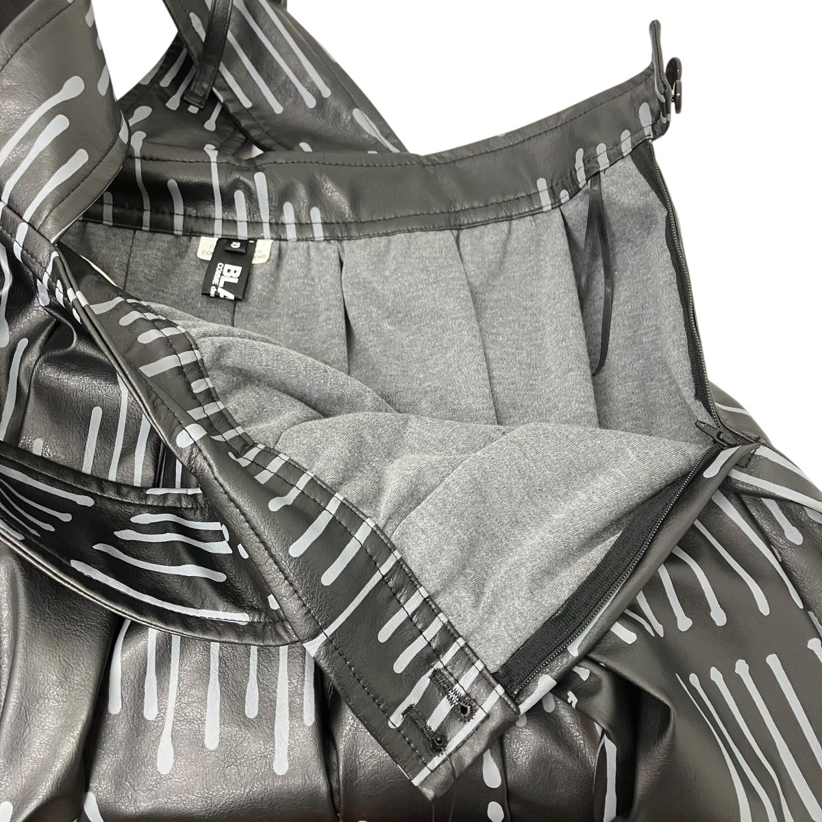 BLACK COMME des GARCONS フェイクレザー吊りスカート 古着・中古-5枚目のアイテム画像