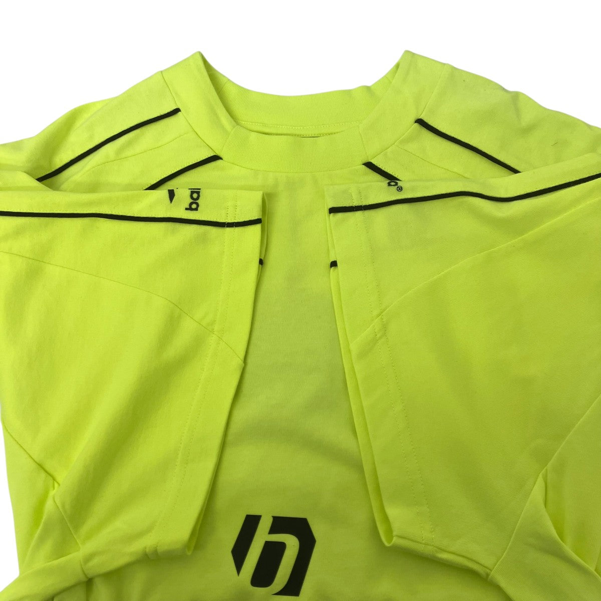 BALENCIAGA サッカーシリーズテクニカルジャージーTシャツ 古着・中古-4枚目のアイテム画像