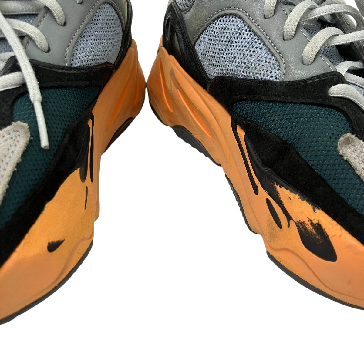 Yeezy Boost 700 V1 ローカットスニーカー