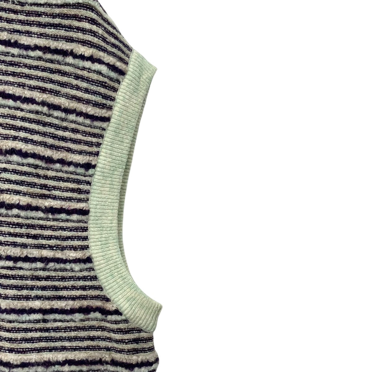 ニットベスト
