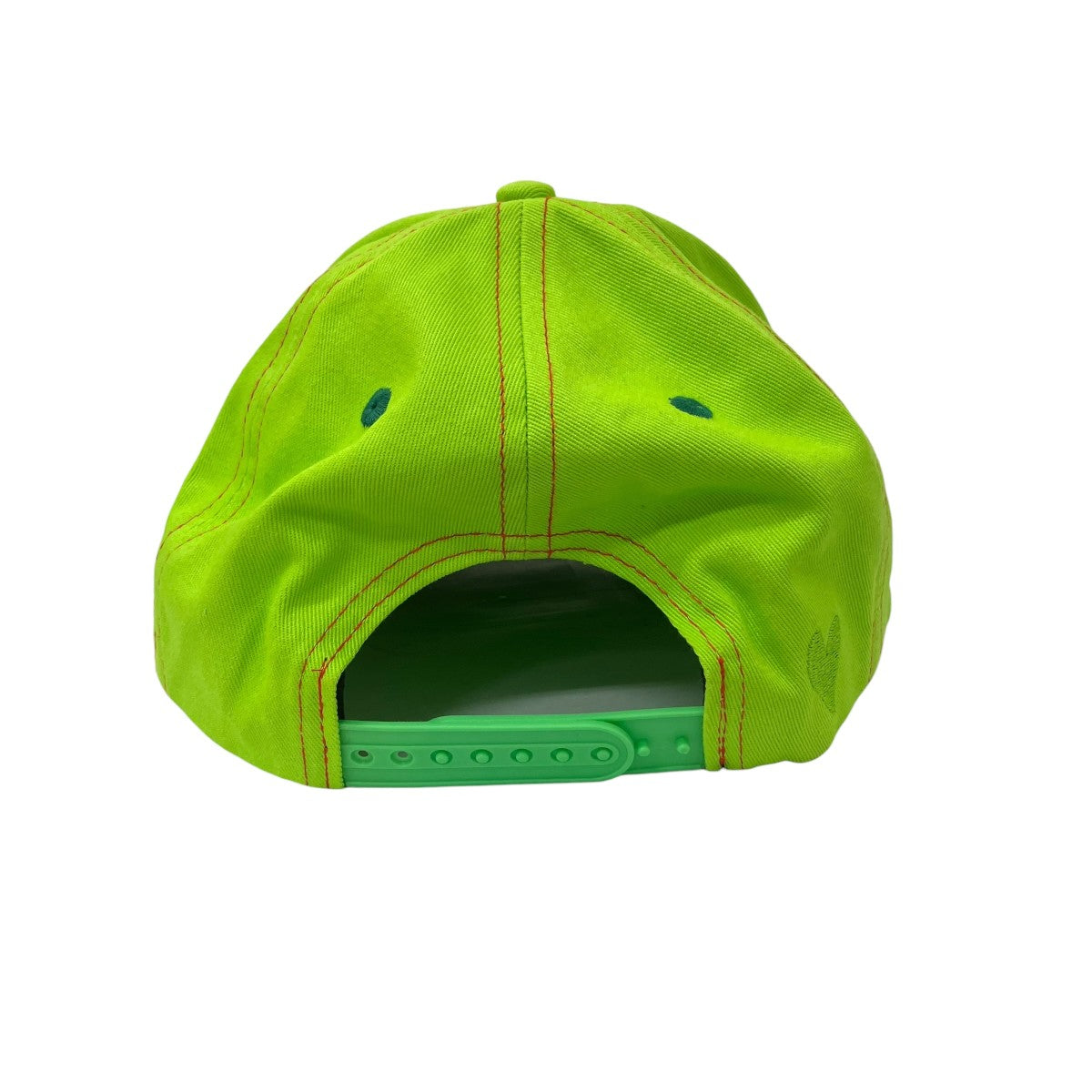 B．E HAT LIMEキャップ