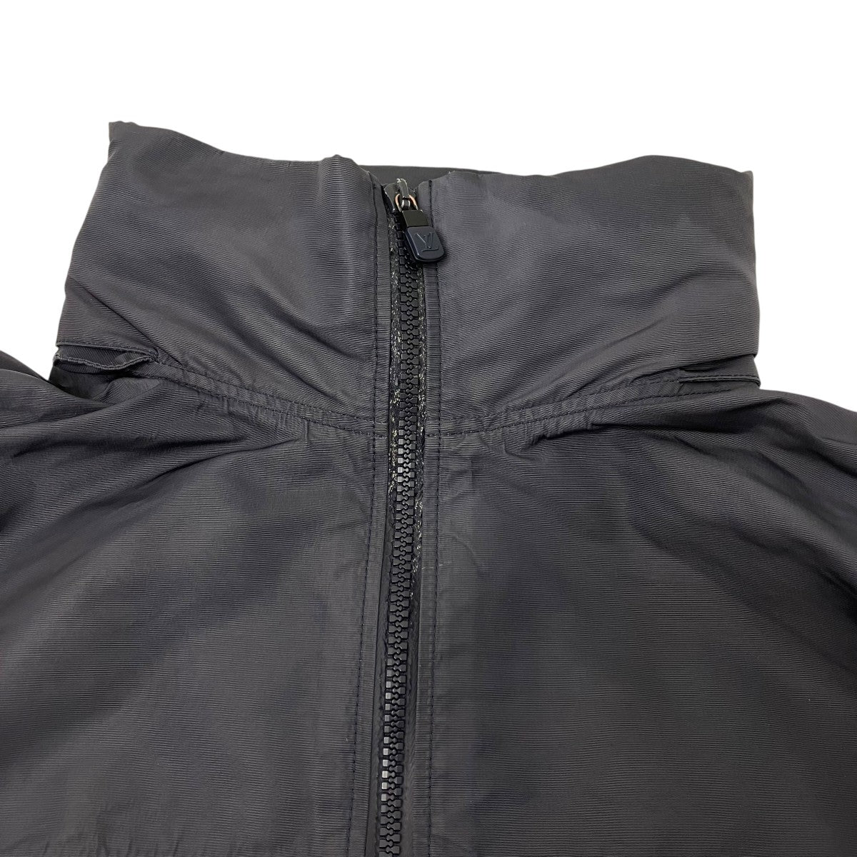 LOUIS VUITTON ナイロンジャケット 古着・中古-3枚目のアイテム画像