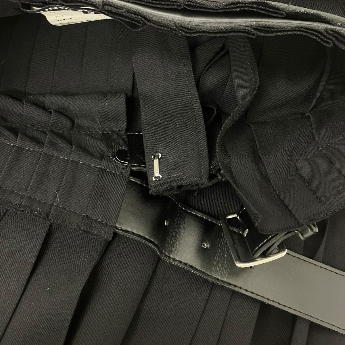 JUNYA WATANABE(ジュンヤワタナベ) ベルテッドプリーツスカート JN
