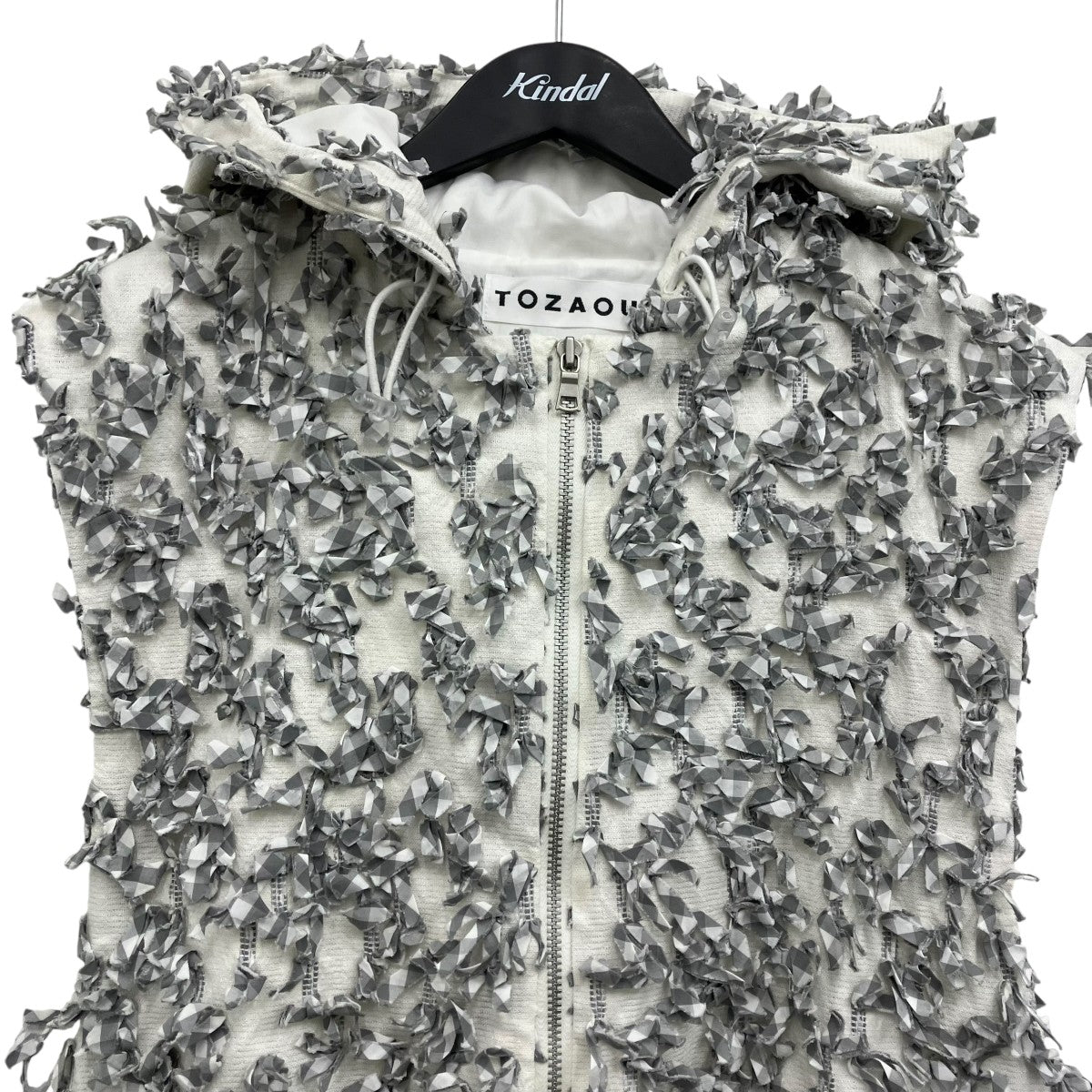 Torn Mitten Foodie Vest デザインフーディーベスト