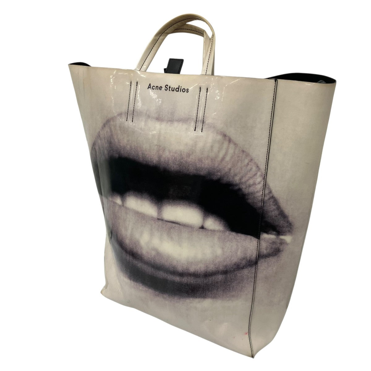 ACNE STUDIOS エナメルバッグ 古着・中古-1枚目のアイテム画像