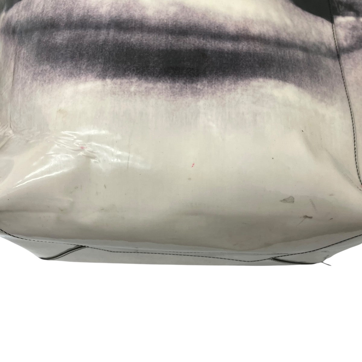 ACNE STUDIOS エナメルバッグ 古着・中古-9枚目のアイテム画像