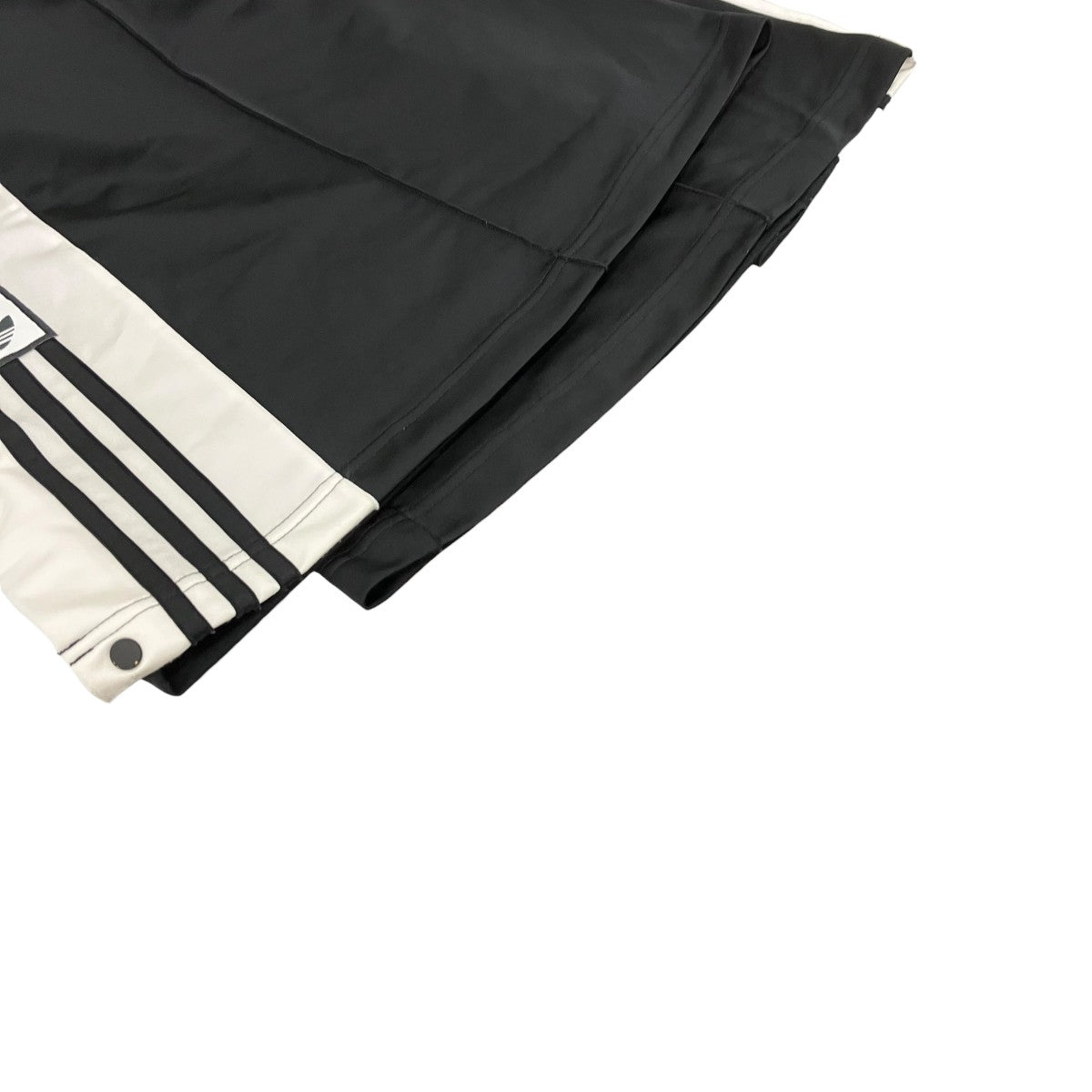 adidas トラックパンツ 古着・中古-3枚目のアイテム画像