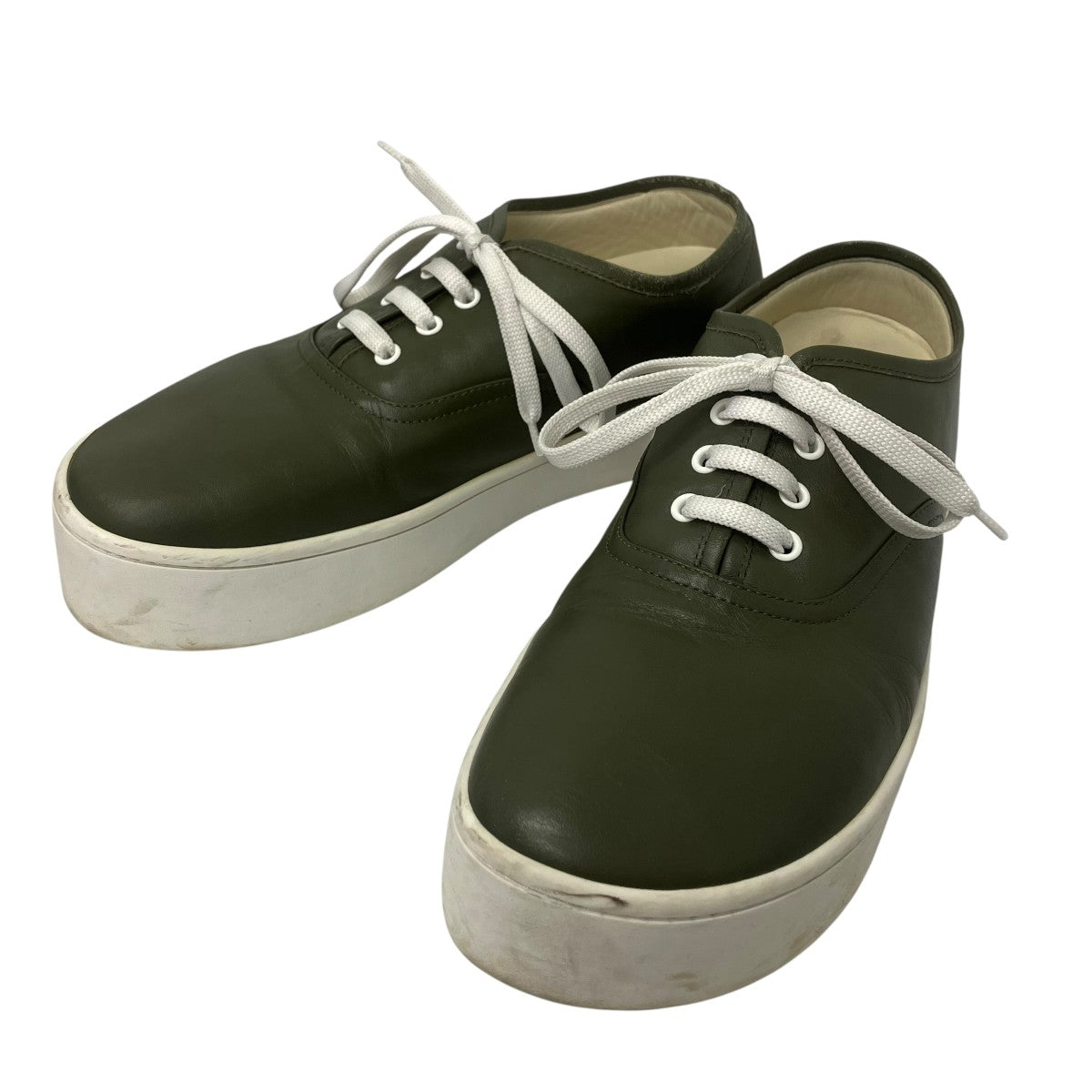 DUSTY OLIVEソフトカーフスキンスニーカー