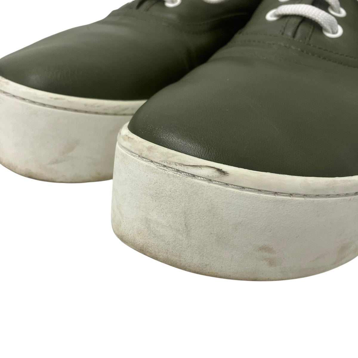 DUSTY OLIVEソフトカーフスキンスニーカー