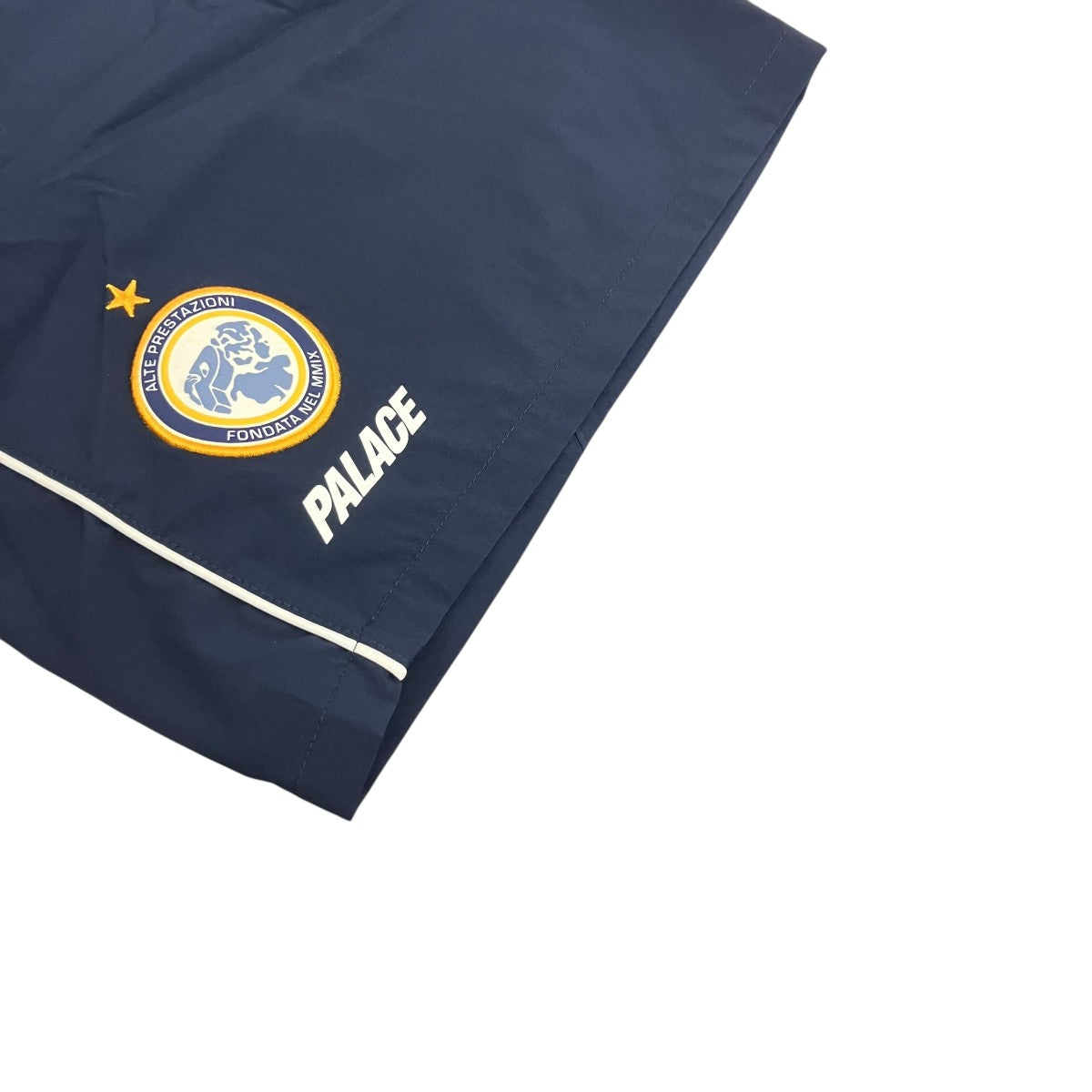 PALACE×UMBRO ナイロンショートパンツ 古着・中古-4枚目のアイテム画像