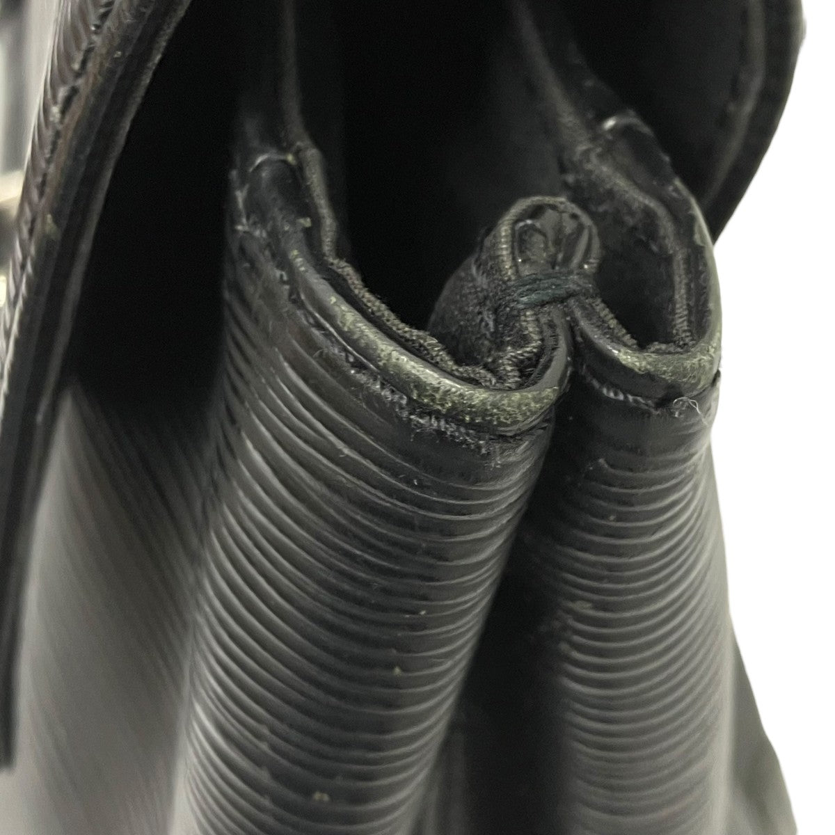 LOUIS VUITTON セギュールMMショルダーバッグ 古着・中古-10枚目のアイテム画像