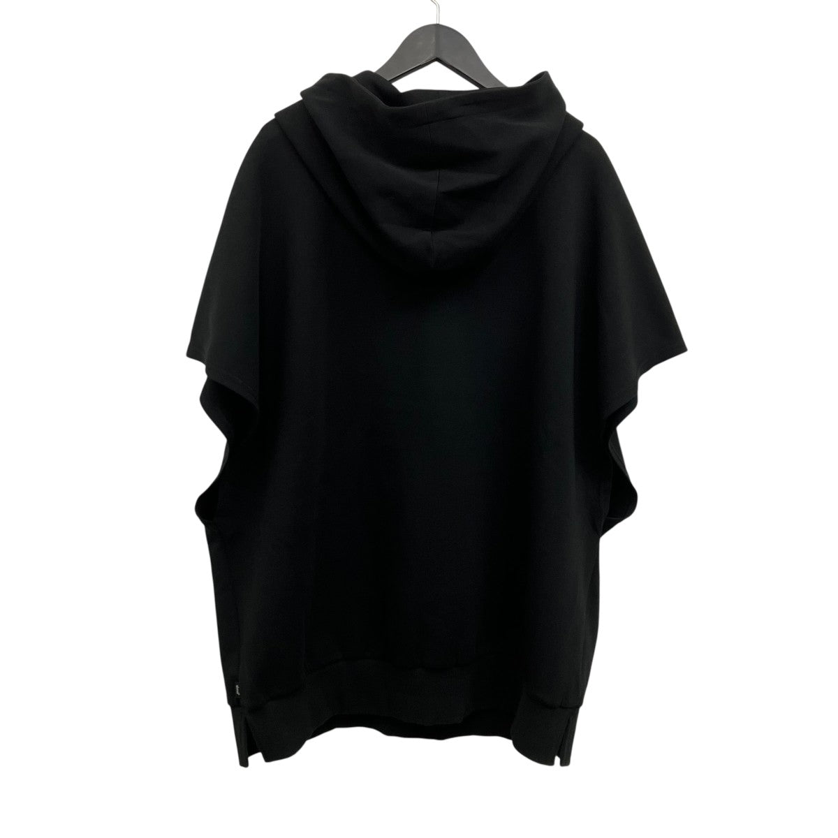 glamb ノースリーブフーディ 古着・中古-2枚目のアイテム画像