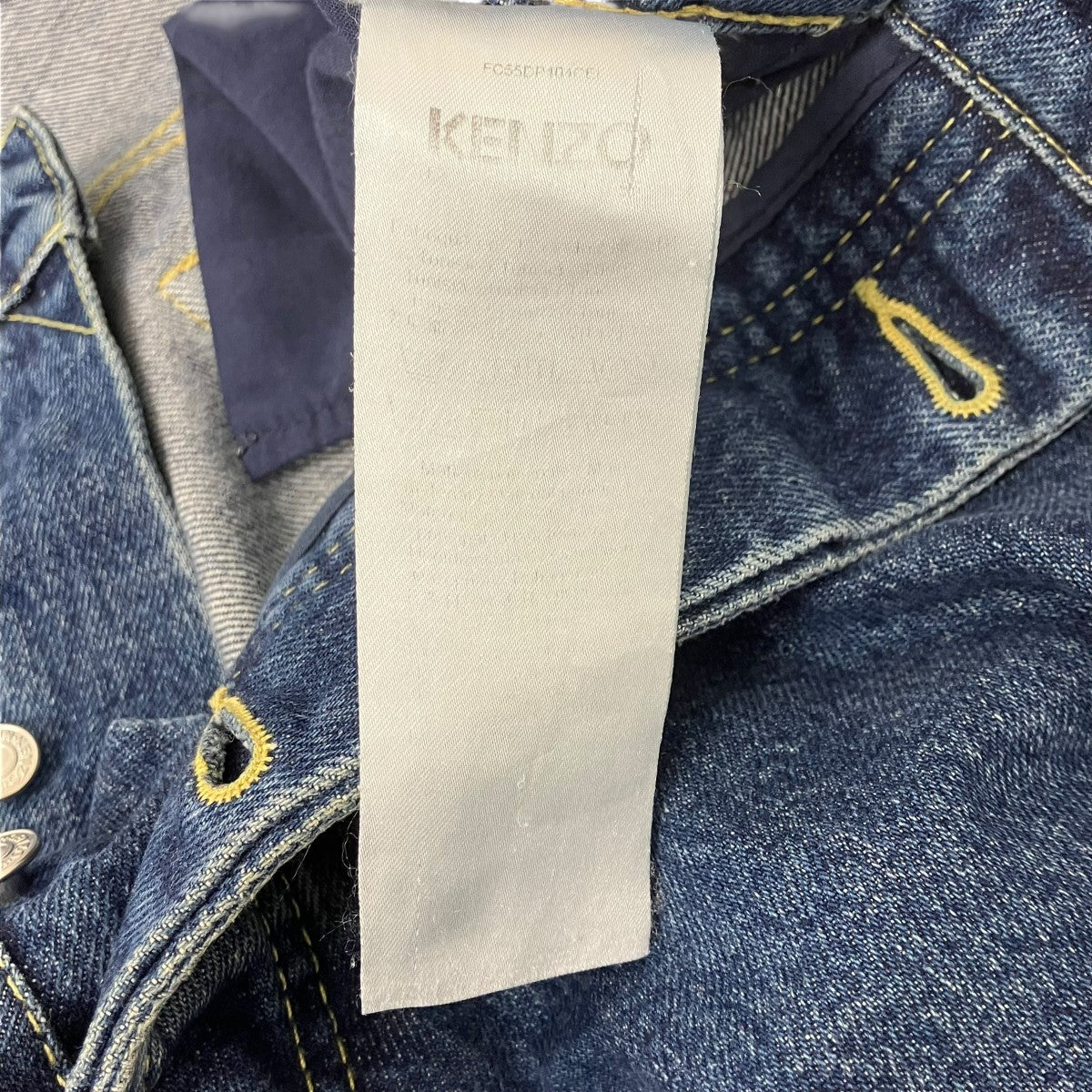 デニムパンツ