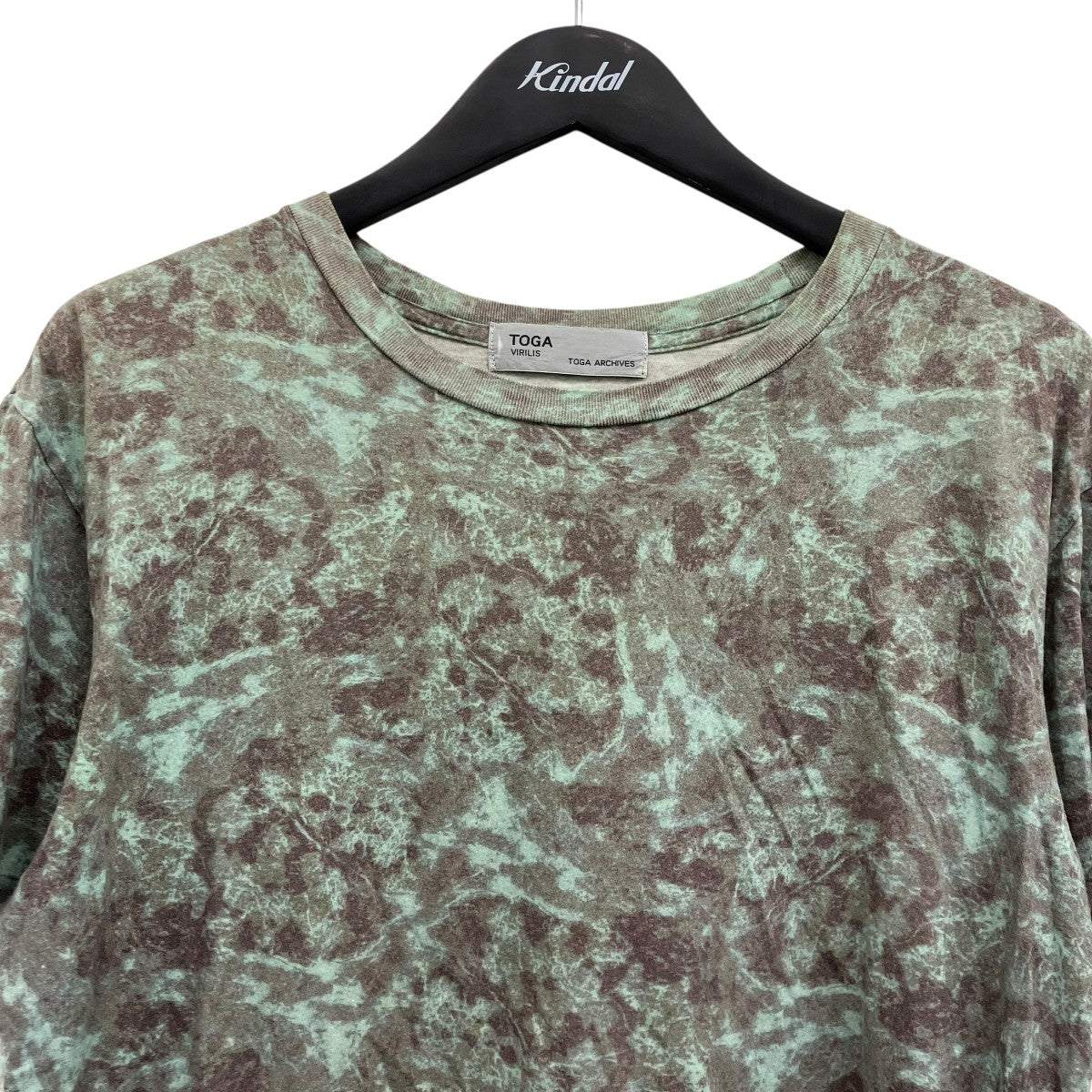 グラフィックTシャツ