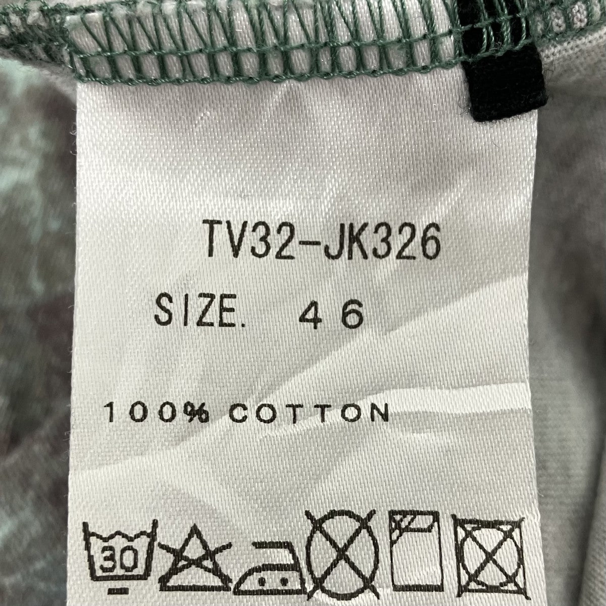 グラフィックTシャツ