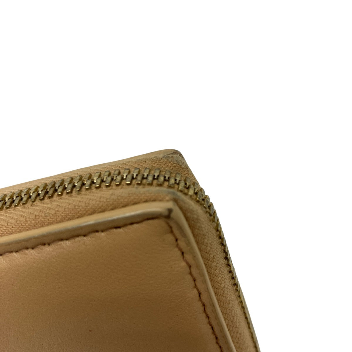 レザーカセット長財布
