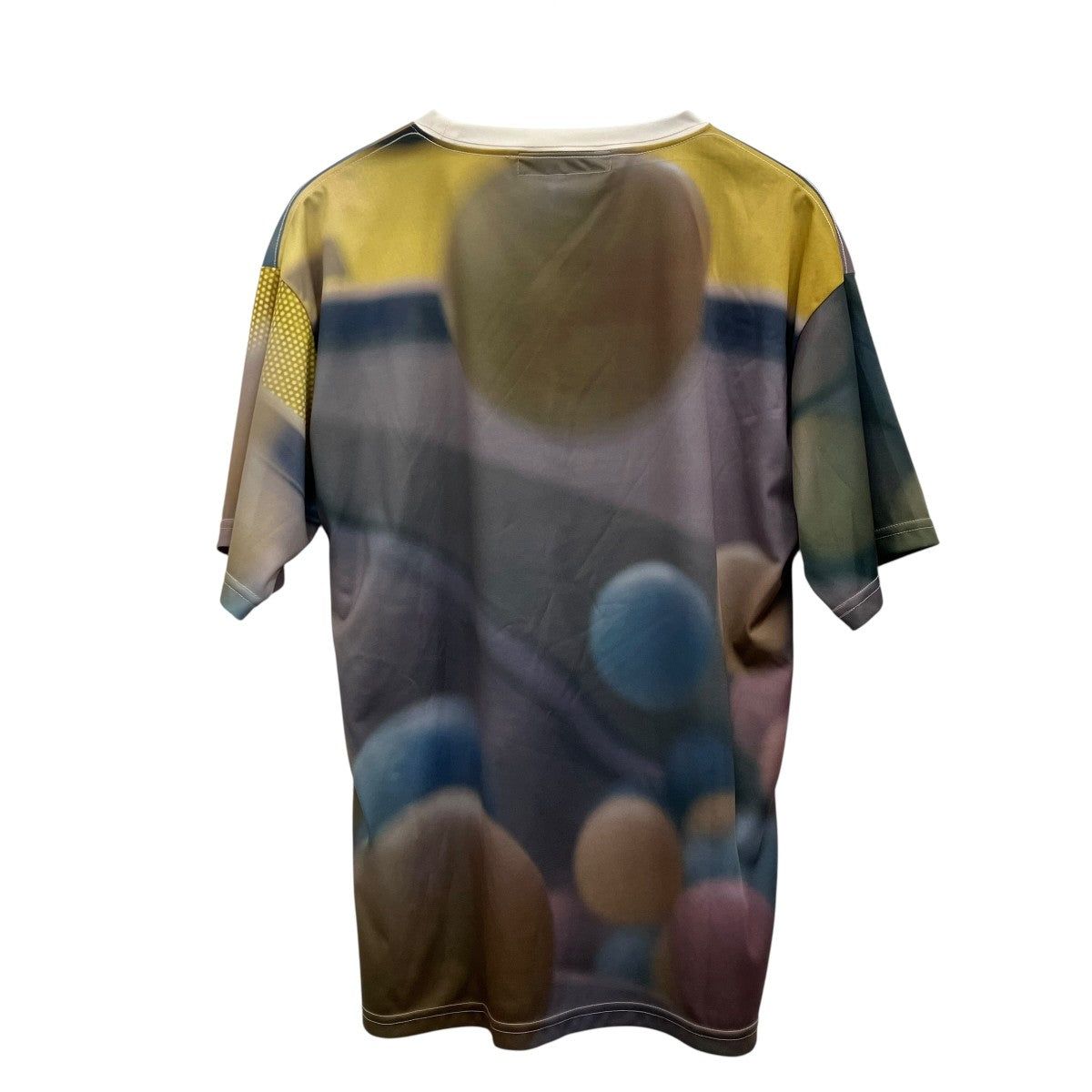 グラフィックプリントTシャツ