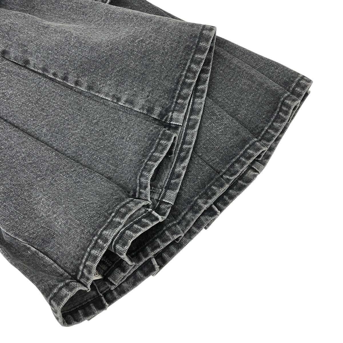 Pleated Belted Denim Skirt プリーツデニムスカート