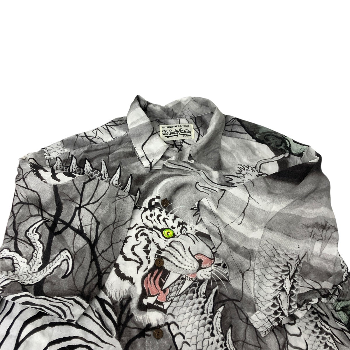 総柄シャツ