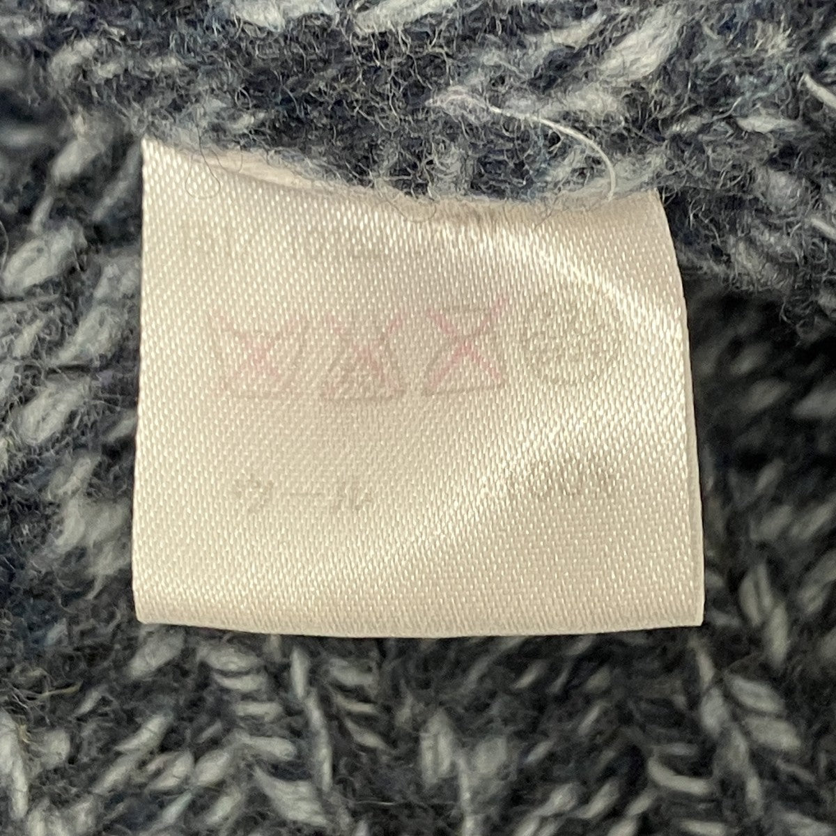 タートルネックニット