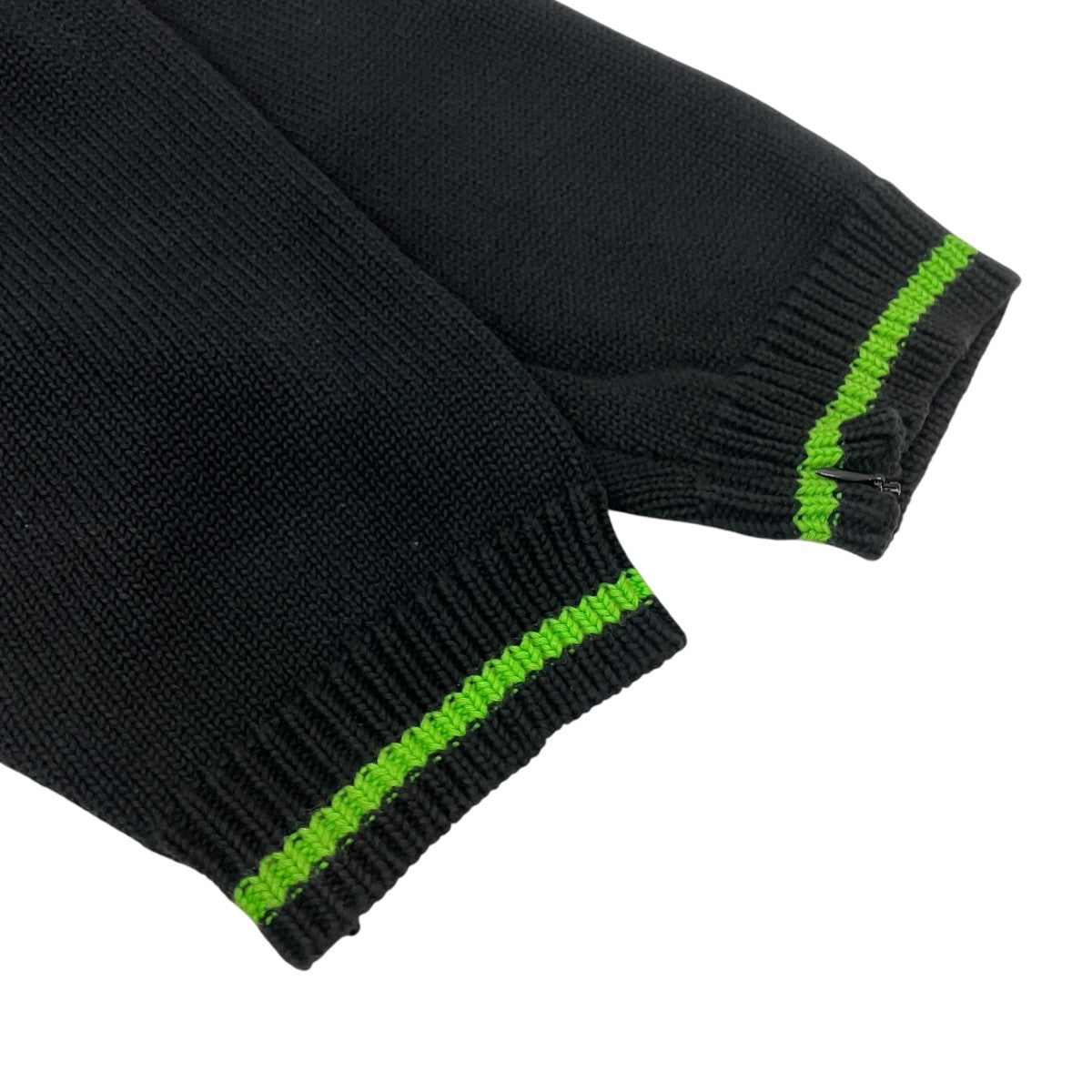 Green Knitted Cotton V-Neck Sweater Vネックニット