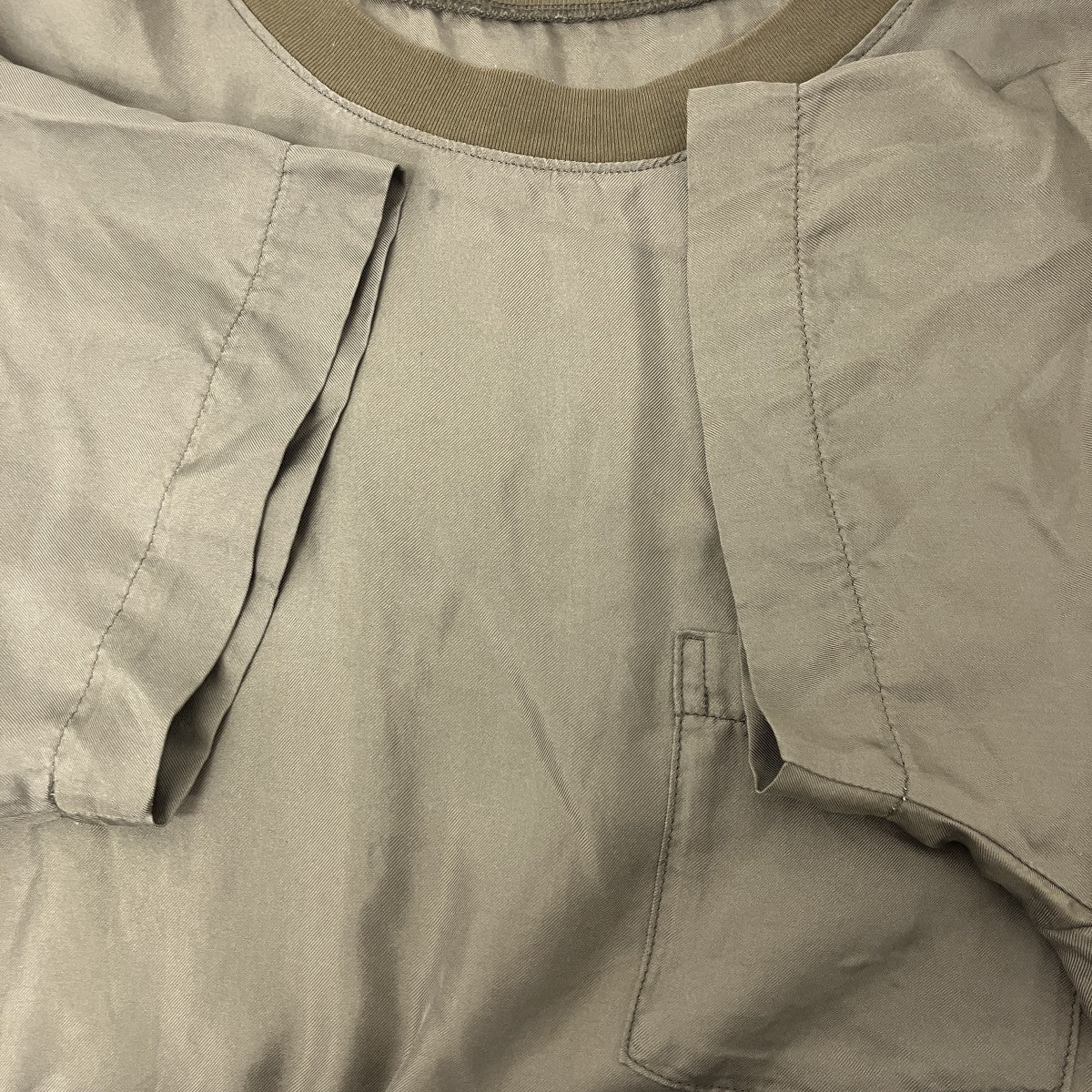 シルクＴシャツ