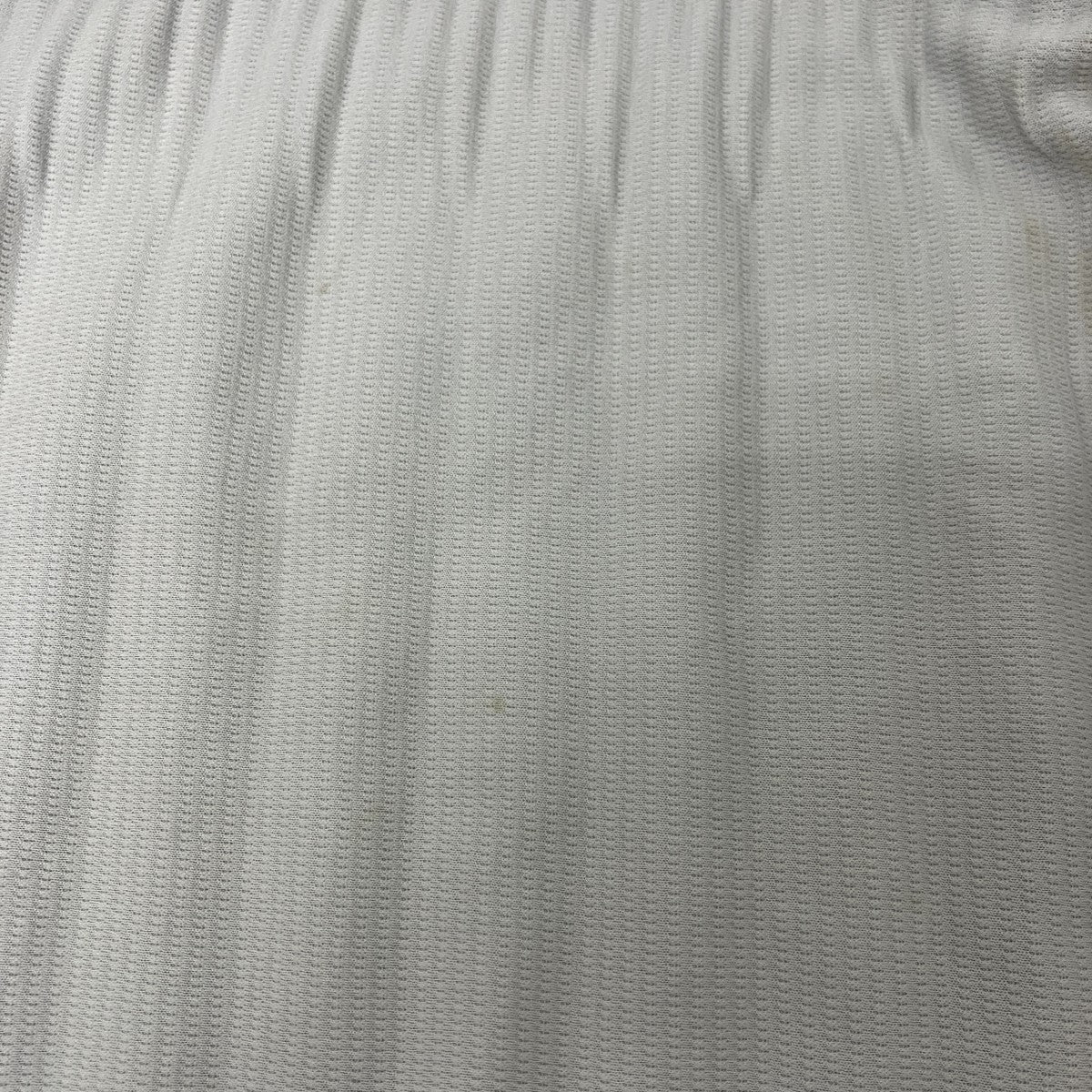 プリーツパンツ