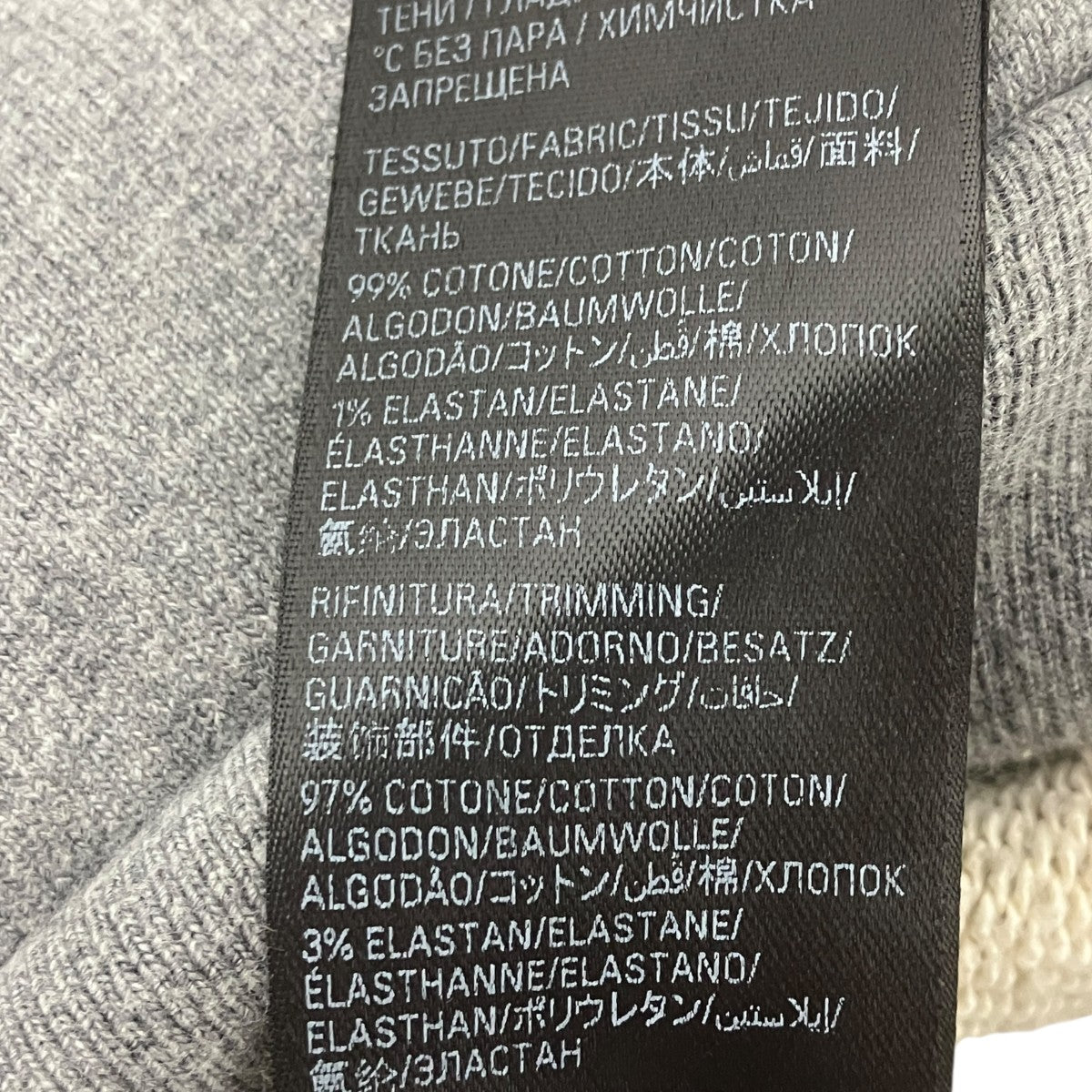 ジップパーカー