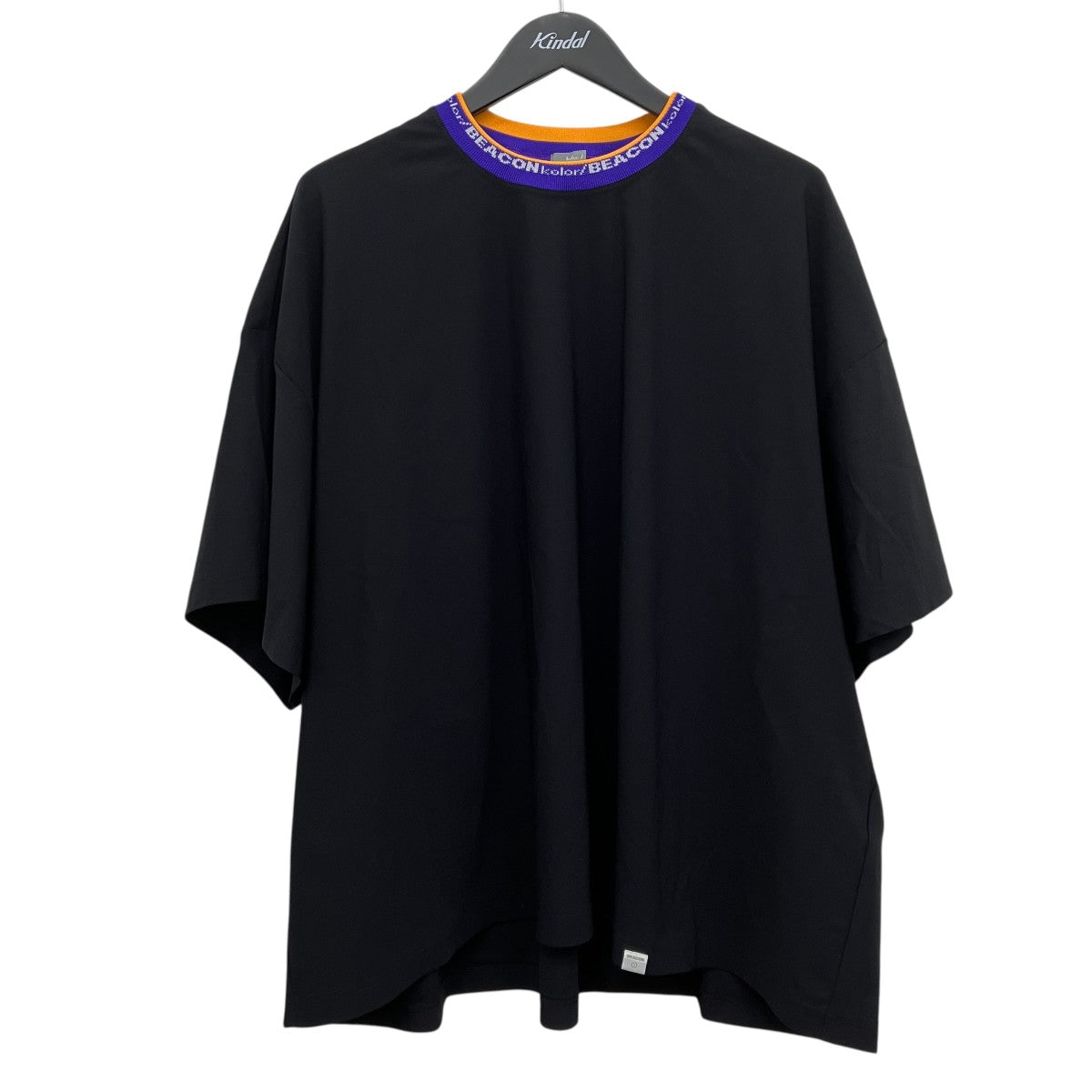 ロゴ ジャガードネックストレッチナイロンTシャツ