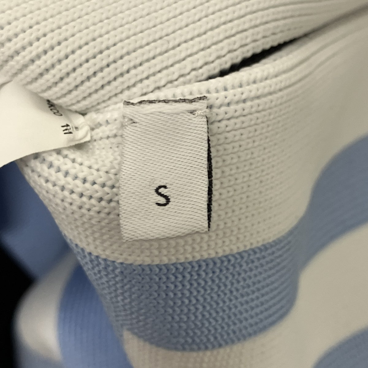 PIXELATED TOP