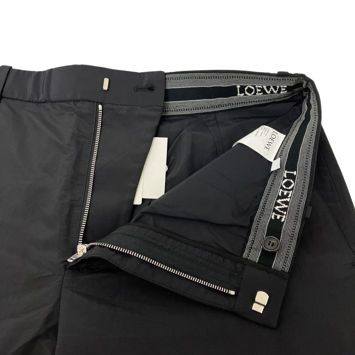 PLEATED TROUSERS