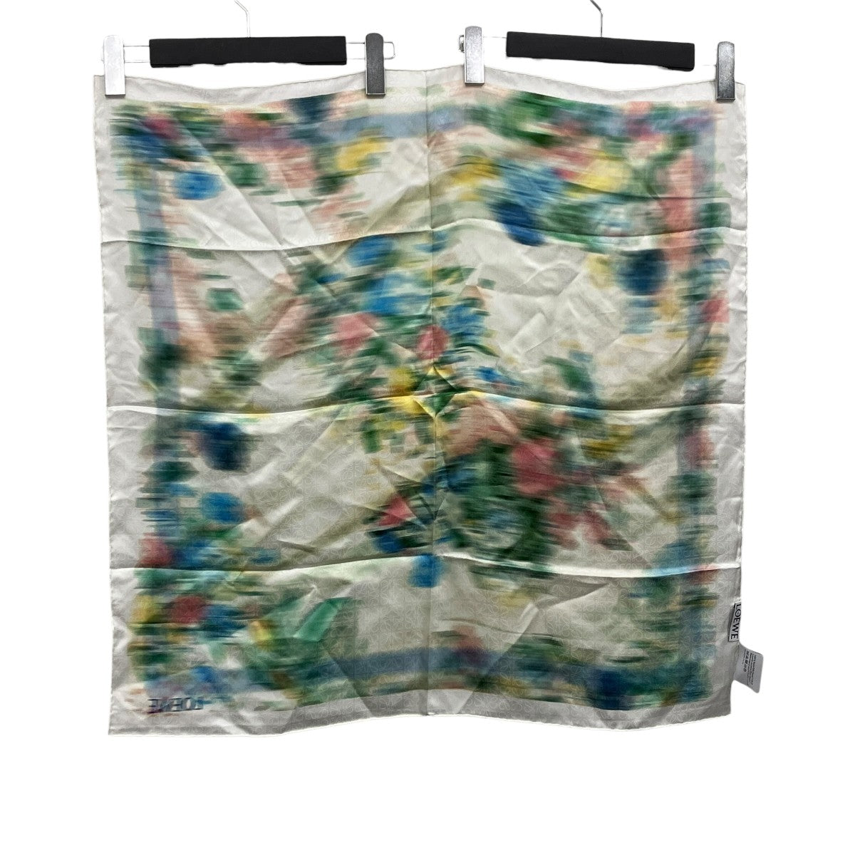 LOEWE シルクスカーフ 古着・中古-3枚目のアイテム画像