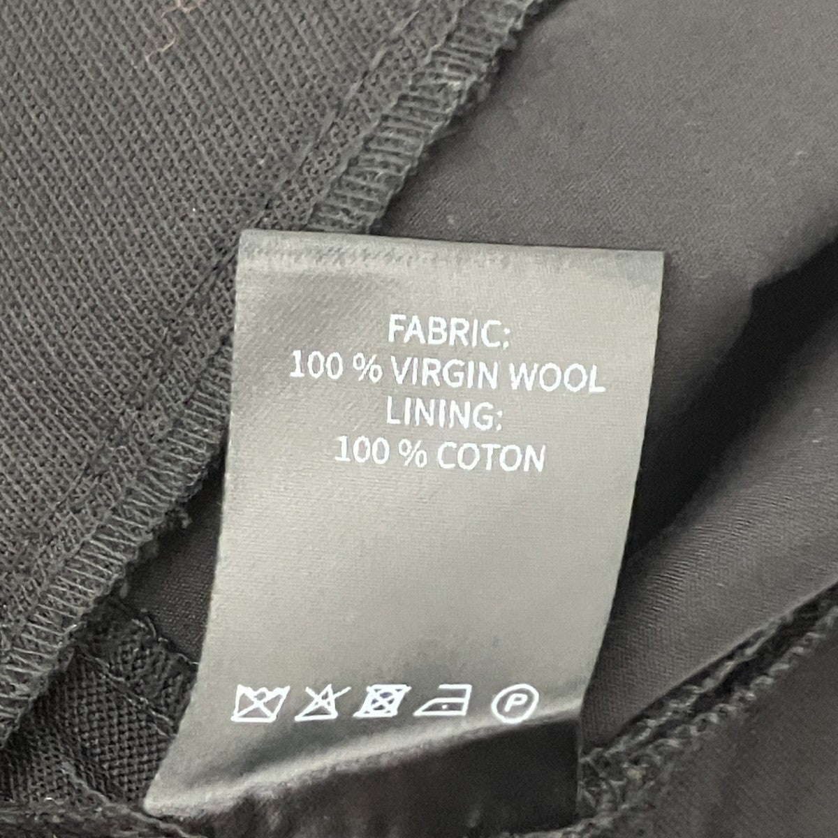 DOUBLE WAIST WOOL SHORT ダブルウェストデザインショーツ