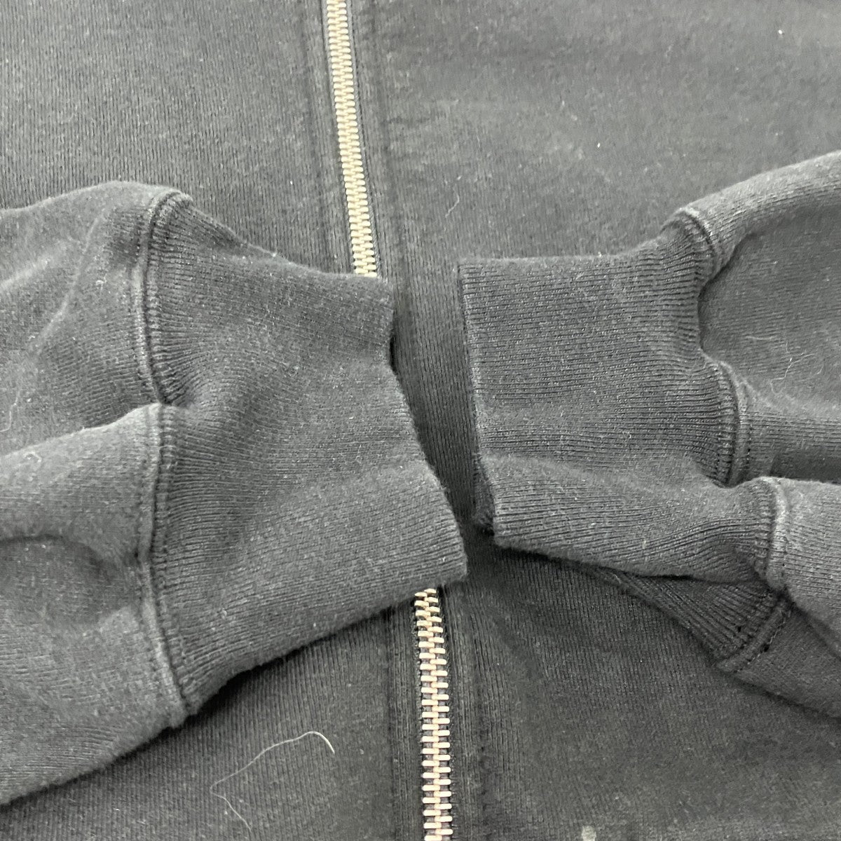 CARGO POCKET ZIP UP SWEATSHIRTスウェットシャツ