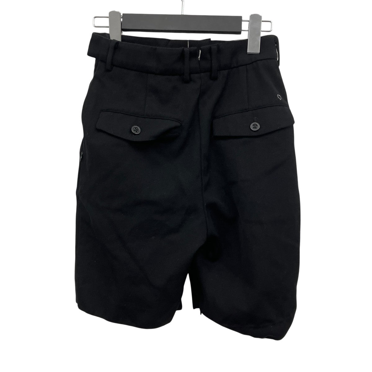 BASICKS ダブルウエストウールショートパンツ 古着・中古-2枚目のアイテム画像