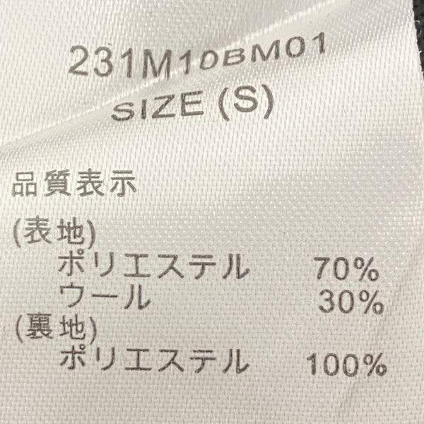 セットアップスーツ