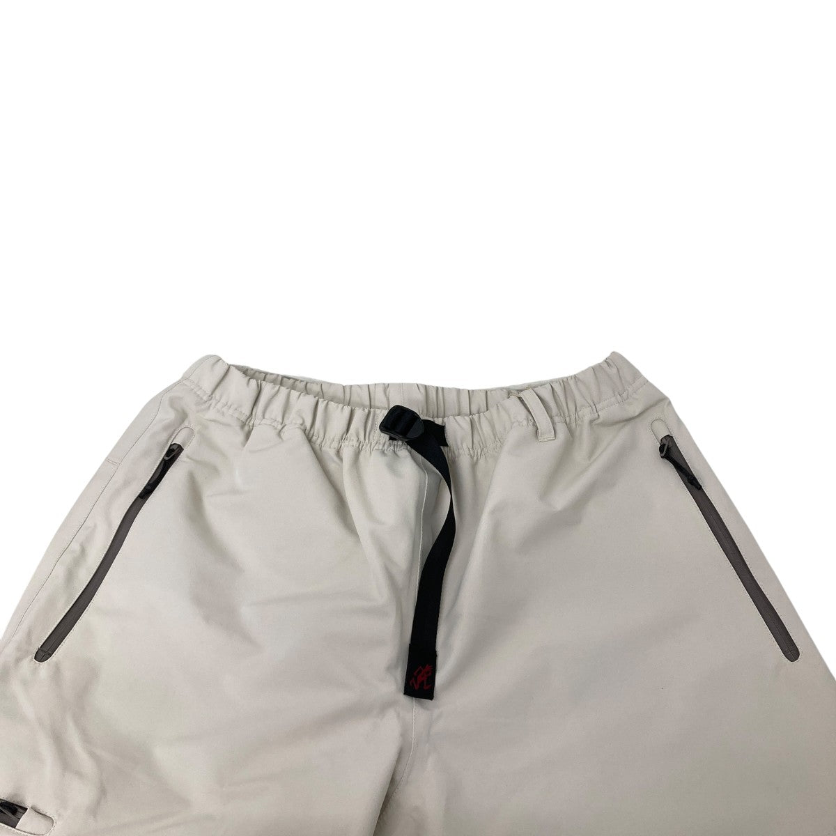 テックパンツ