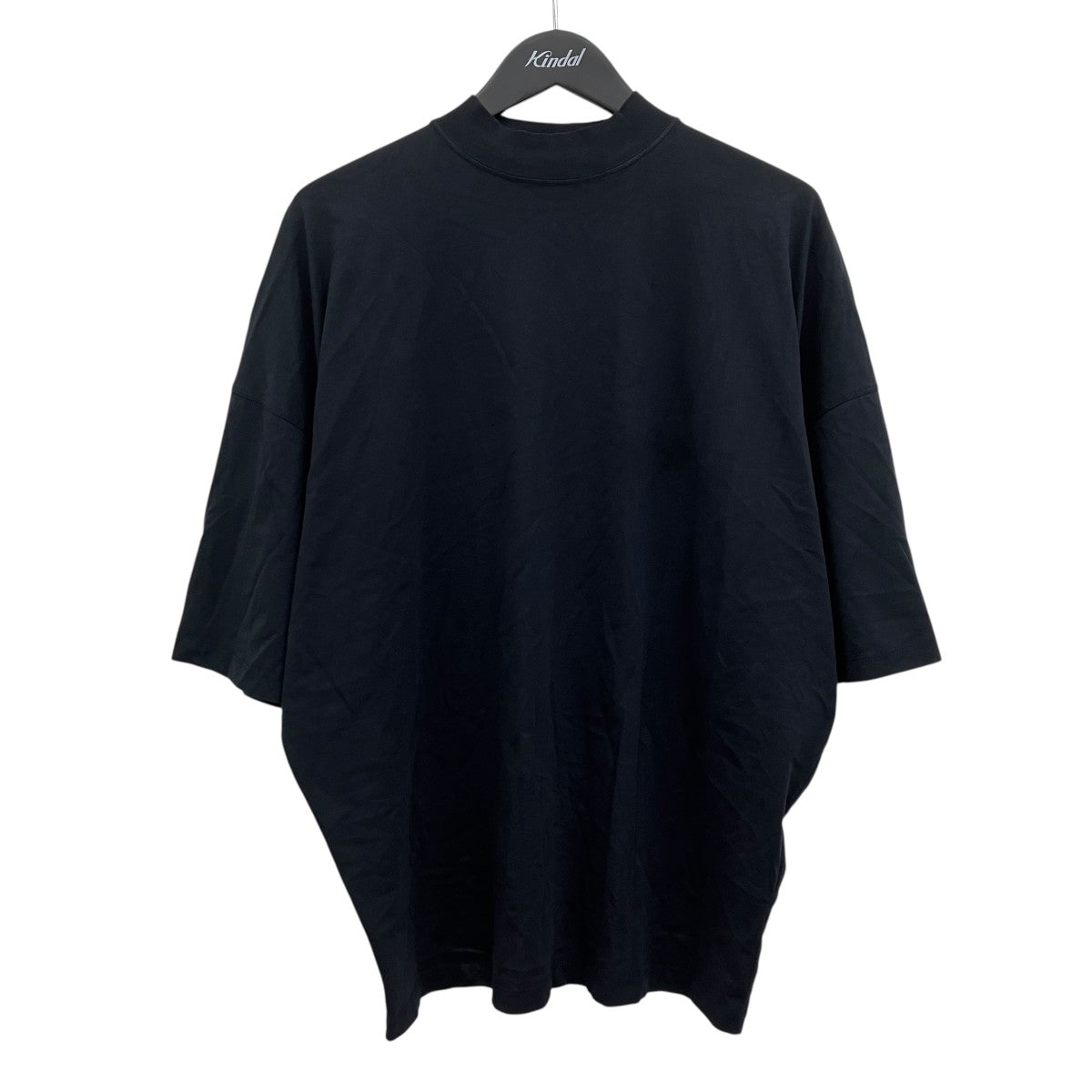 モックネックTシャツ