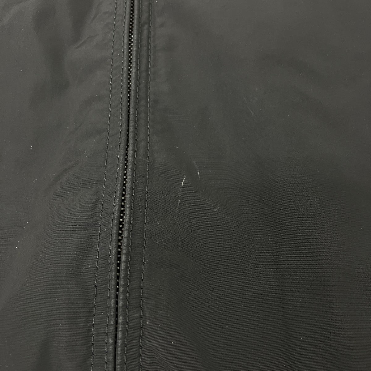 ナイロンジップジャケット