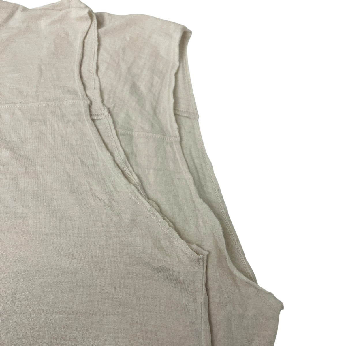 ノースリーブTシャツ