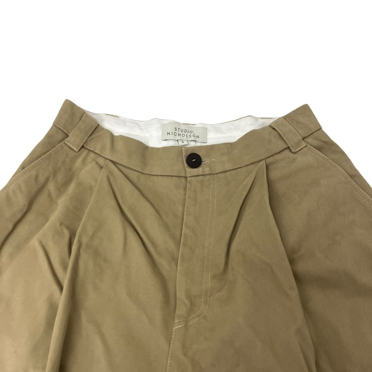 STUDIO NICHOLSON ワンタックボリュームプリーツツイルパンツ 古着・中古-3枚目のアイテム画像