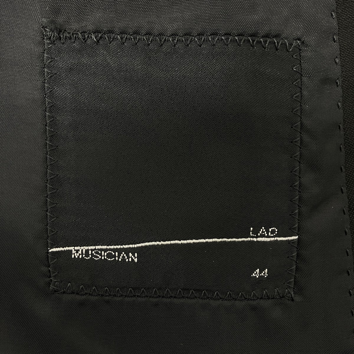 テーラードジャケット