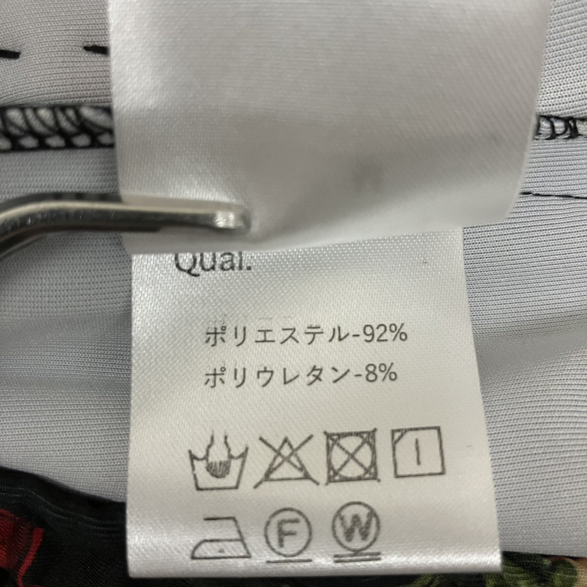 花柄パンツ