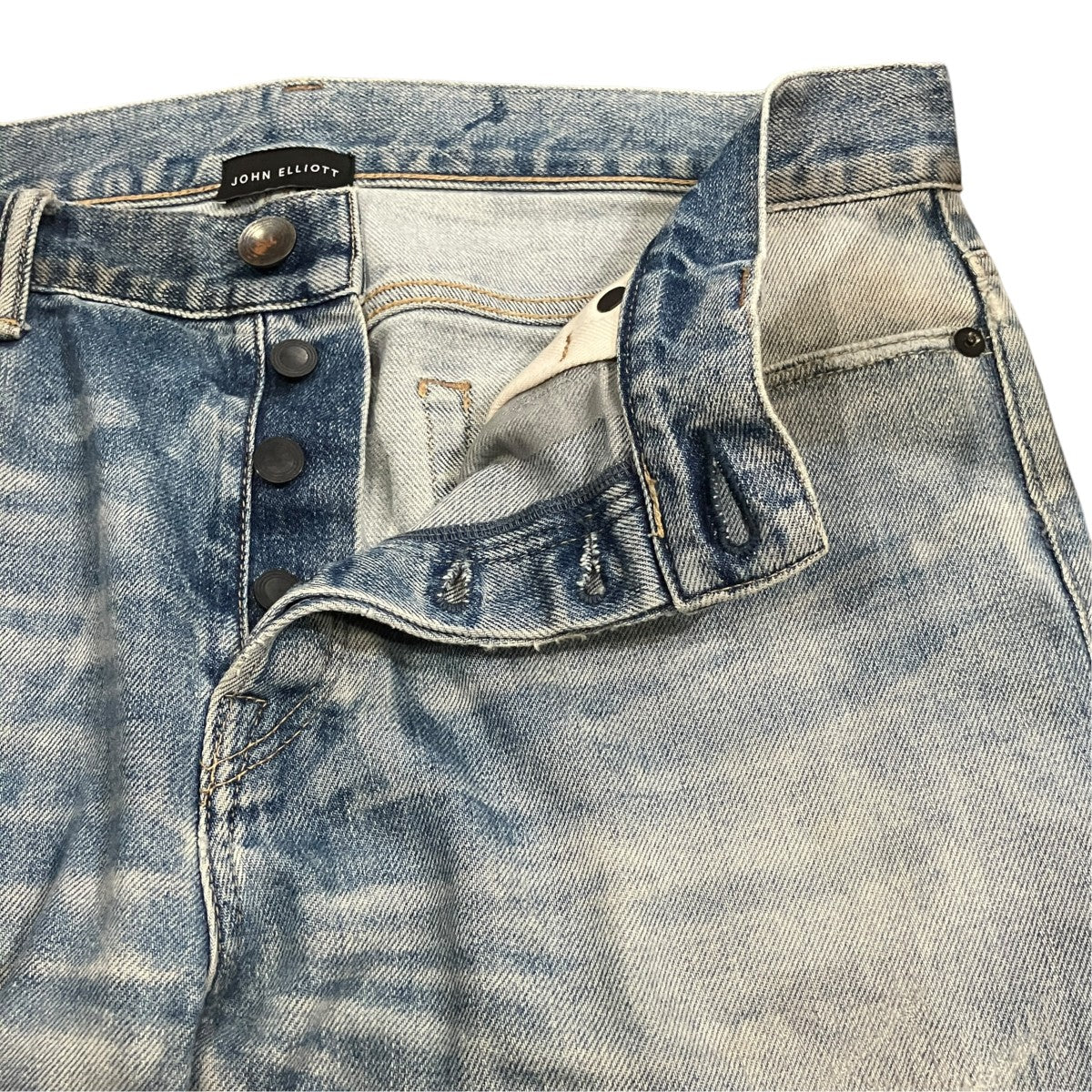 ダメージ加工 デニムパンツ