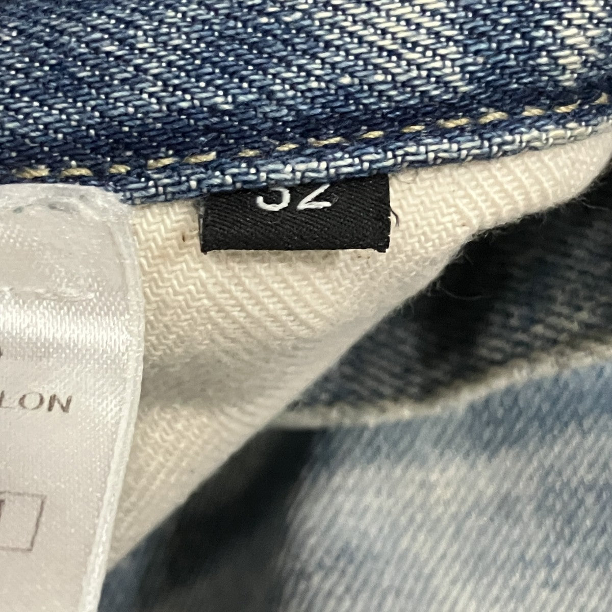 ダメージ加工 デニムパンツ
