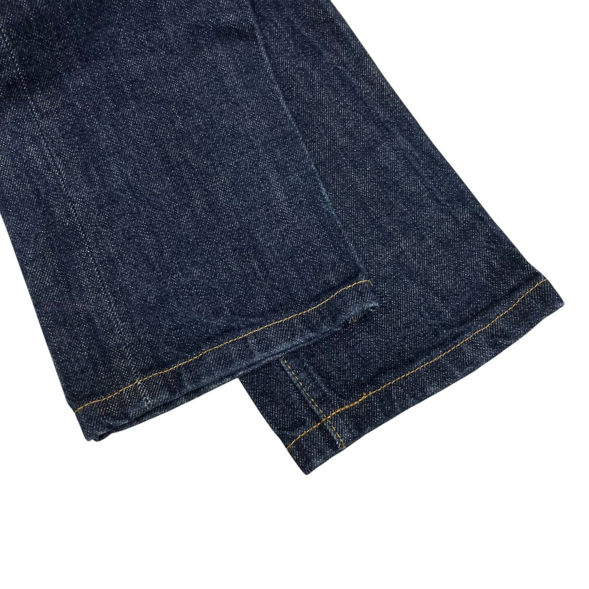 PETIT STANDARD JEAN DROIT ETROITデニムパンツ