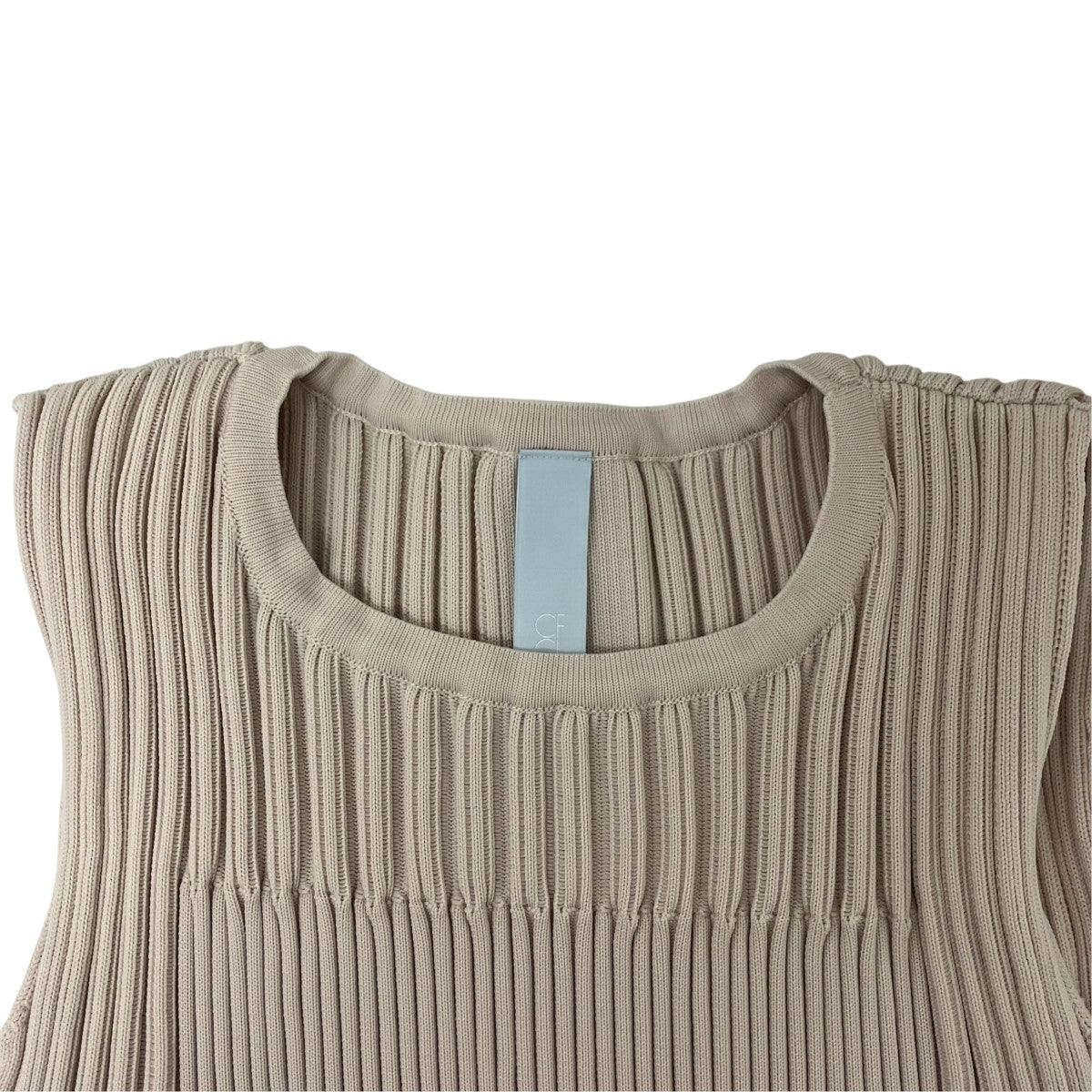 CFCL FLUTED SLEEVELESS MERMAID DRESS ニットワンピース 古着・中古-3枚目のアイテム画像